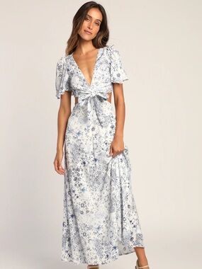 Lulu's White and Blue Floral Tie-Front Maxi Dress, NWT, size Large